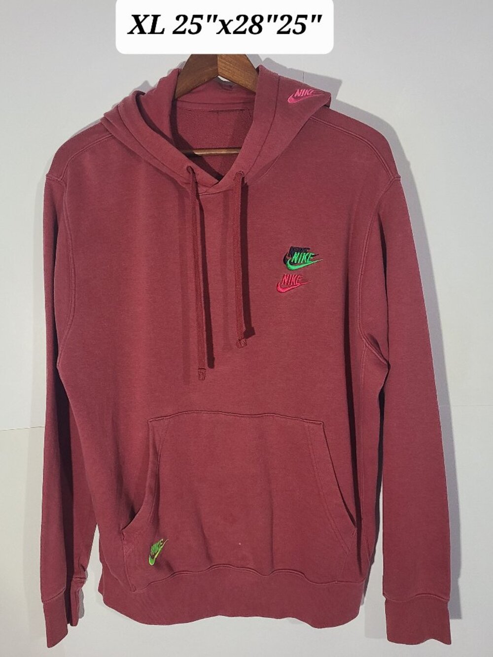 Nike Embroidered Logo Maroon Faded XL Hoodie